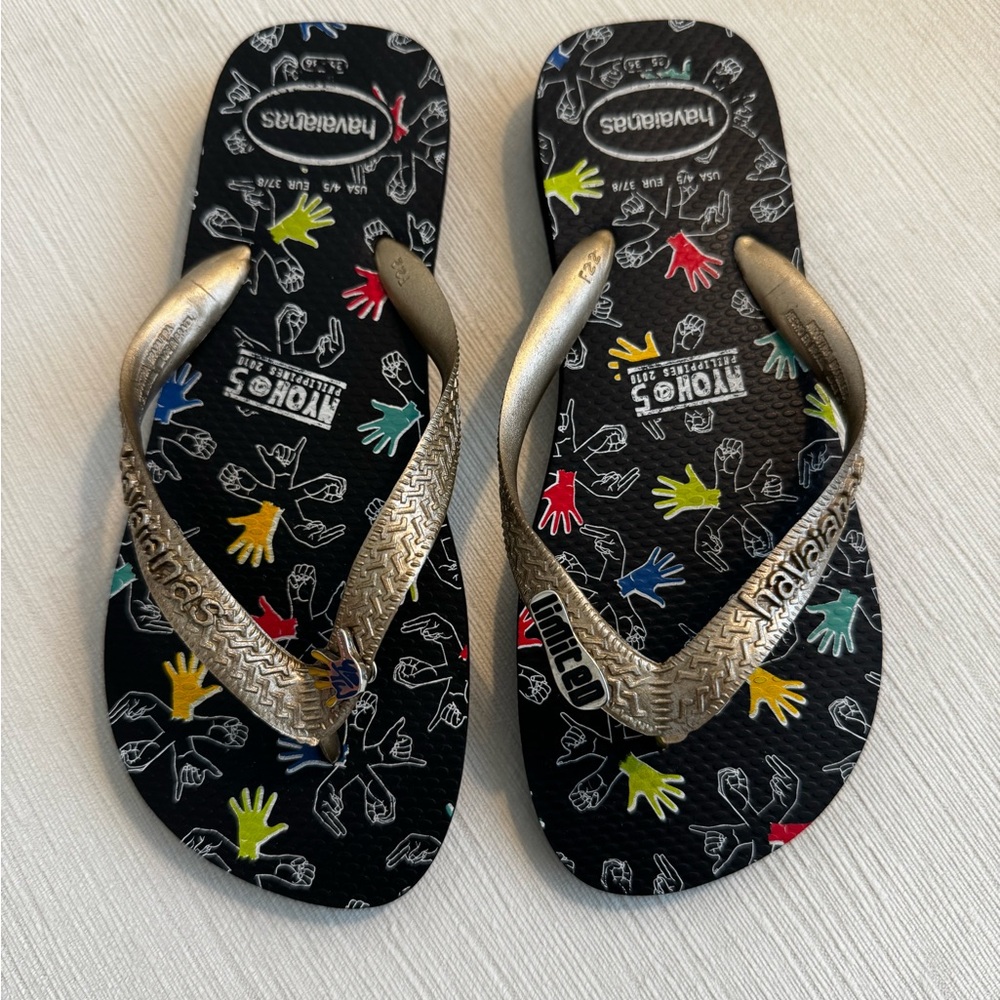Havaianas Black and Gold Flip Flops